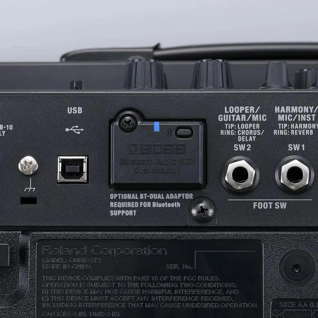 BOSS BT-DUAL Bluetooth® Audio MIDI Dual Adaptor | Electric BOSS BT-DUAL Bluetooth® Audio MIDI Dual Adaptor | Electric